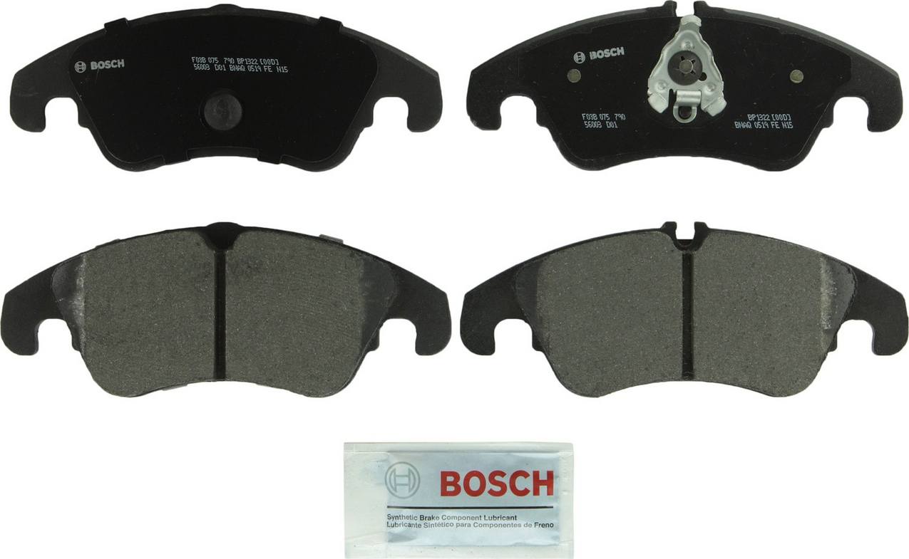 Audi Disc Brake Pad and Rotor Kit – Front (320mm) (Drilled) (Semi-Metallic) – Bosch QuietCast 8R0615301F