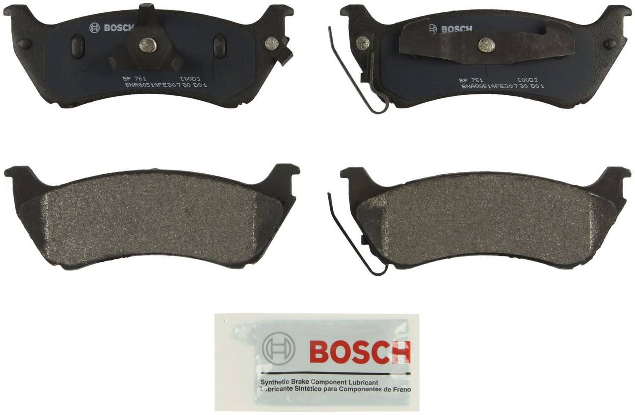 Disc Brake Pad Set – Rear (Semi-Metallic) (QuietCast)