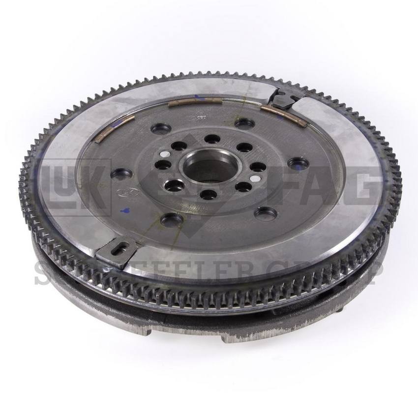 BMW Clutch Flywheel DMF019 – LuK