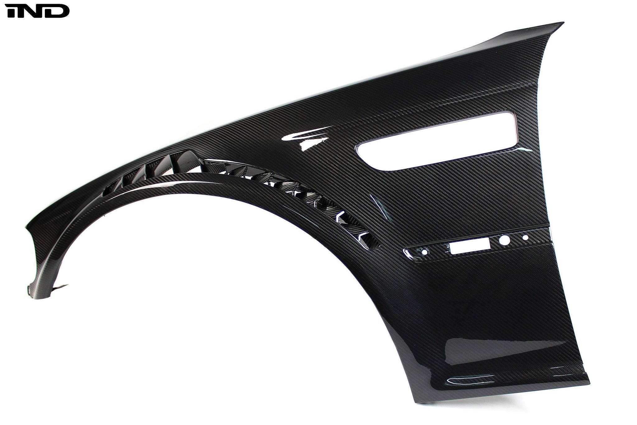 Karbonius E46 M3 Carbon Vented Fender Set