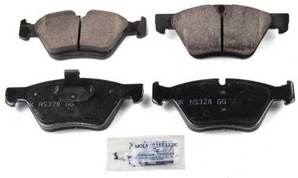 BMW Disc Brake Pad Set – Front (Ceramic) (EURO) 34116797859 – Akebono Euro Ultra-Premium EUR1061