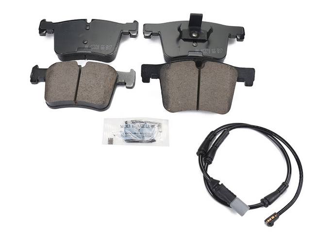 BMW Disc Brake Pad Set – Front (Ceramic) (EURO) 34106859181 – Akebono Euro Ultra-Premium EUR1561A