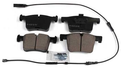 BMW Disc Brake Pad Set – Front (Ceramic) (EURO) 34106859182 – Akebono Euro Ultra-Premium EUR1561