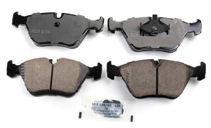 BMW Disc Brake Pad Set – Front 34111162535 – Akebono Euro Ultra-Premium EUR394