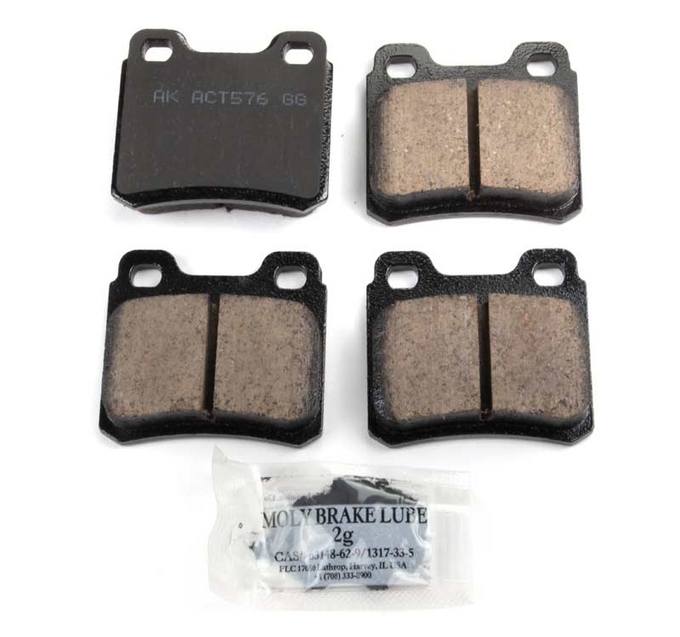 SAAB Disc Brake Pad Set – Rear 32017603 – Akebono Euro Ultra-Premium EUR427