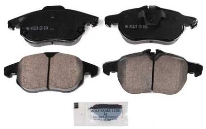 SAAB Disc Brake Pad Set – Front (285mm) (302mm) 99900004 – Akebono Euro Ultra-Premium EUR972