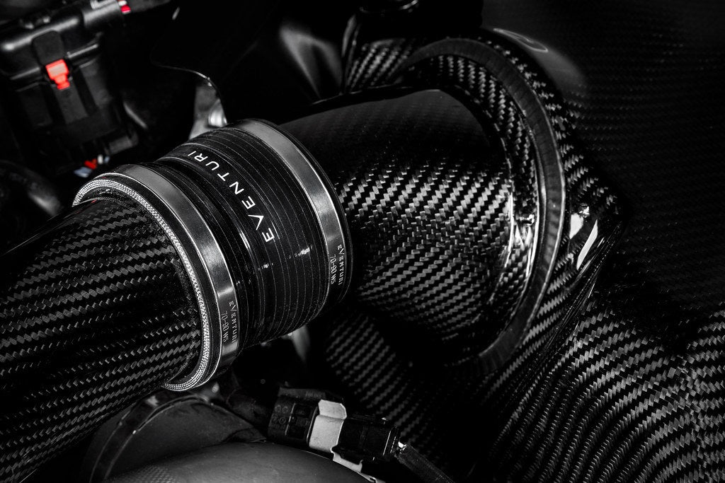 Eventuri Mercedes AMG A35 A250 Black Carbon Turbo Tube