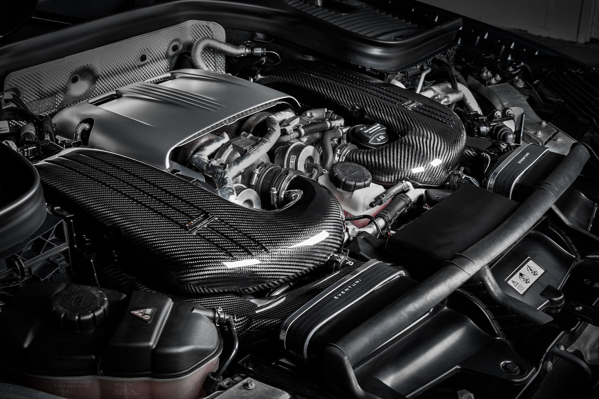 Eventuri Mercedes GLC63S AMG Black Carbon Intake System