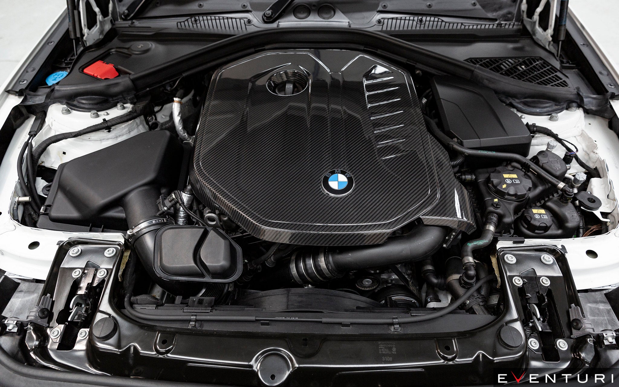 Eventuri BMW B58 Black Carbon Engine Cover