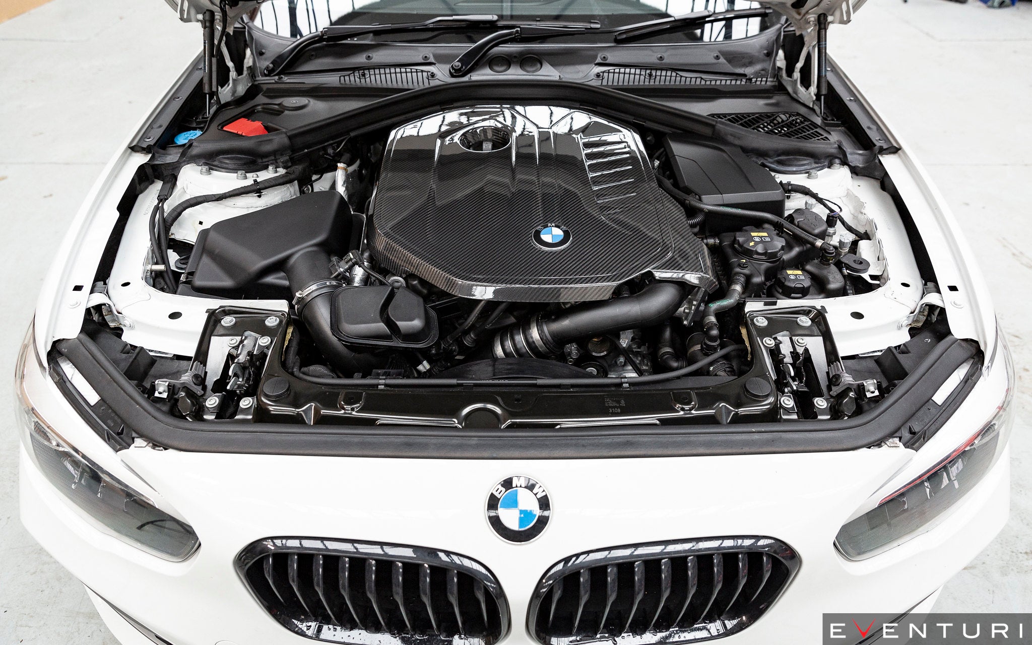 Eventuri BMW B58 Black Carbon Engine Cover