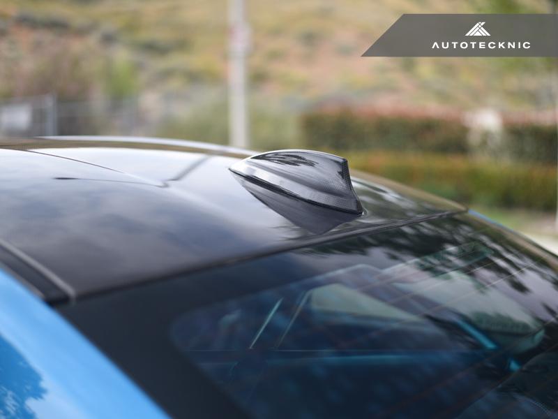 AutoTecknic F8X M2 / M3 / M4 Dry Carbon Roof Antenna Cover