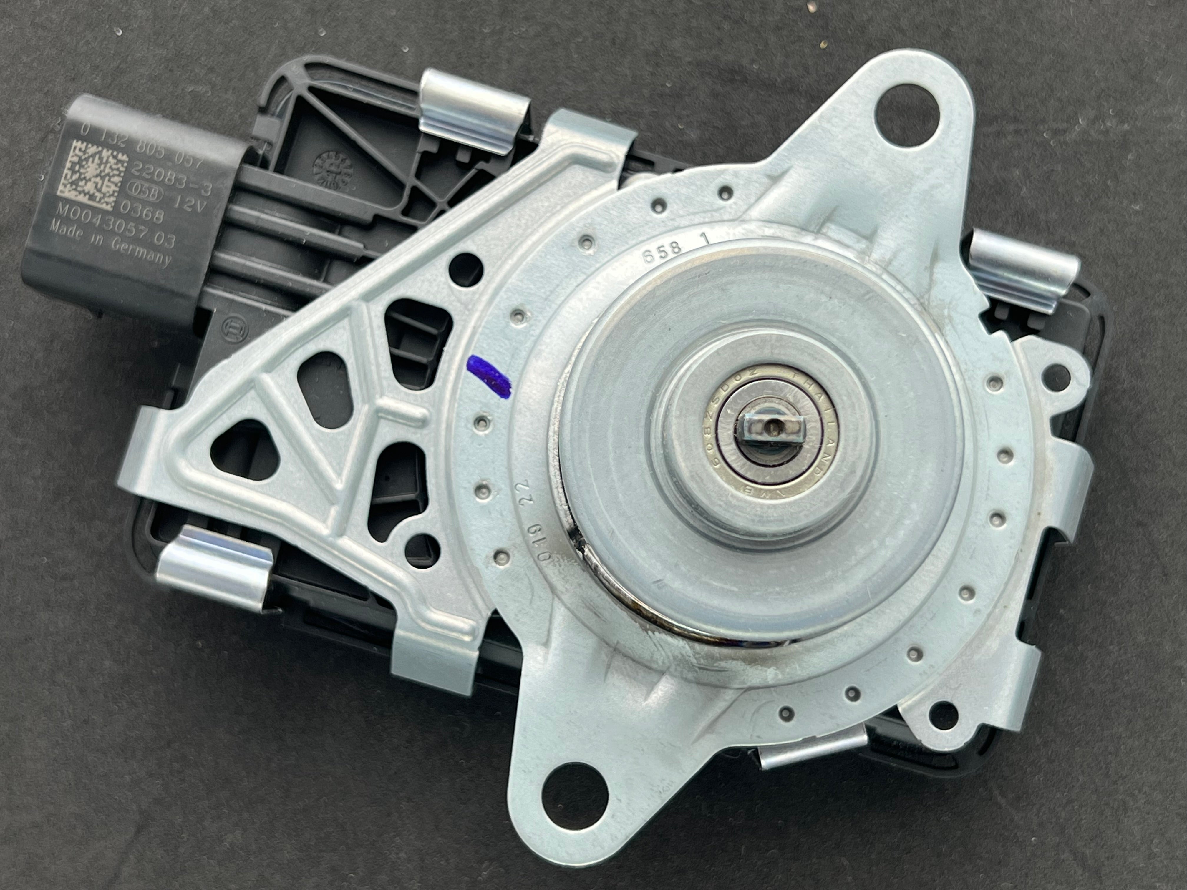 BMW Transfer case motor 27609469023