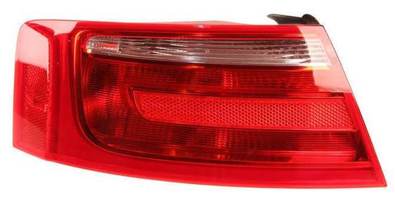 Audi Tail Light – Driver Left Outer 8T0945095A – Magneti Marelli LUS5742