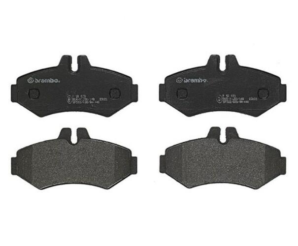 Mercedes Sprinter Disc Brake Pad Set – Rear (Low-Metallic) 0084206220 – Brembo P50020