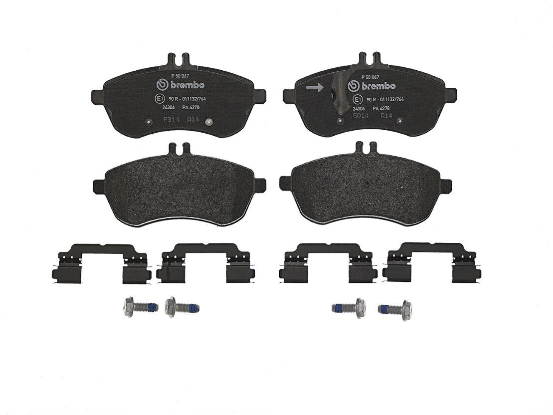 Mercedes Disc Brakes Kit –  Pads Front (Low-Metallic) 0074209220 – Brembo P50067