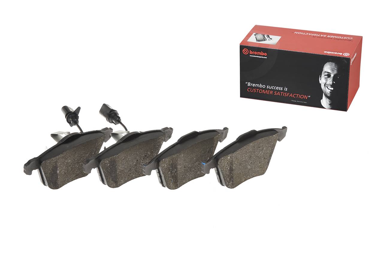 Audi Disc Brake Pad and Rotor Kit – Front and Rear (347mm/302mm) (Low-Met) 4F0615301G