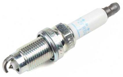 VW Spark Plug (Platinum) 101905600C – NGK Laser Platinum 6737