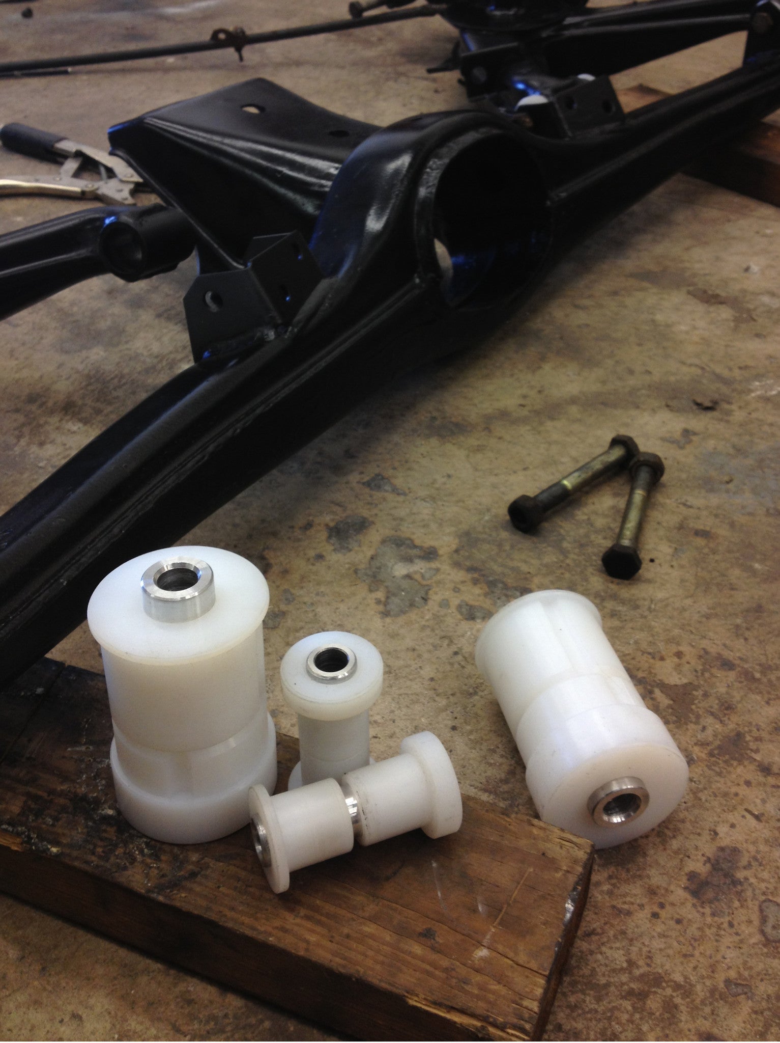 Rear Trailing Arm Bushings - 318ti