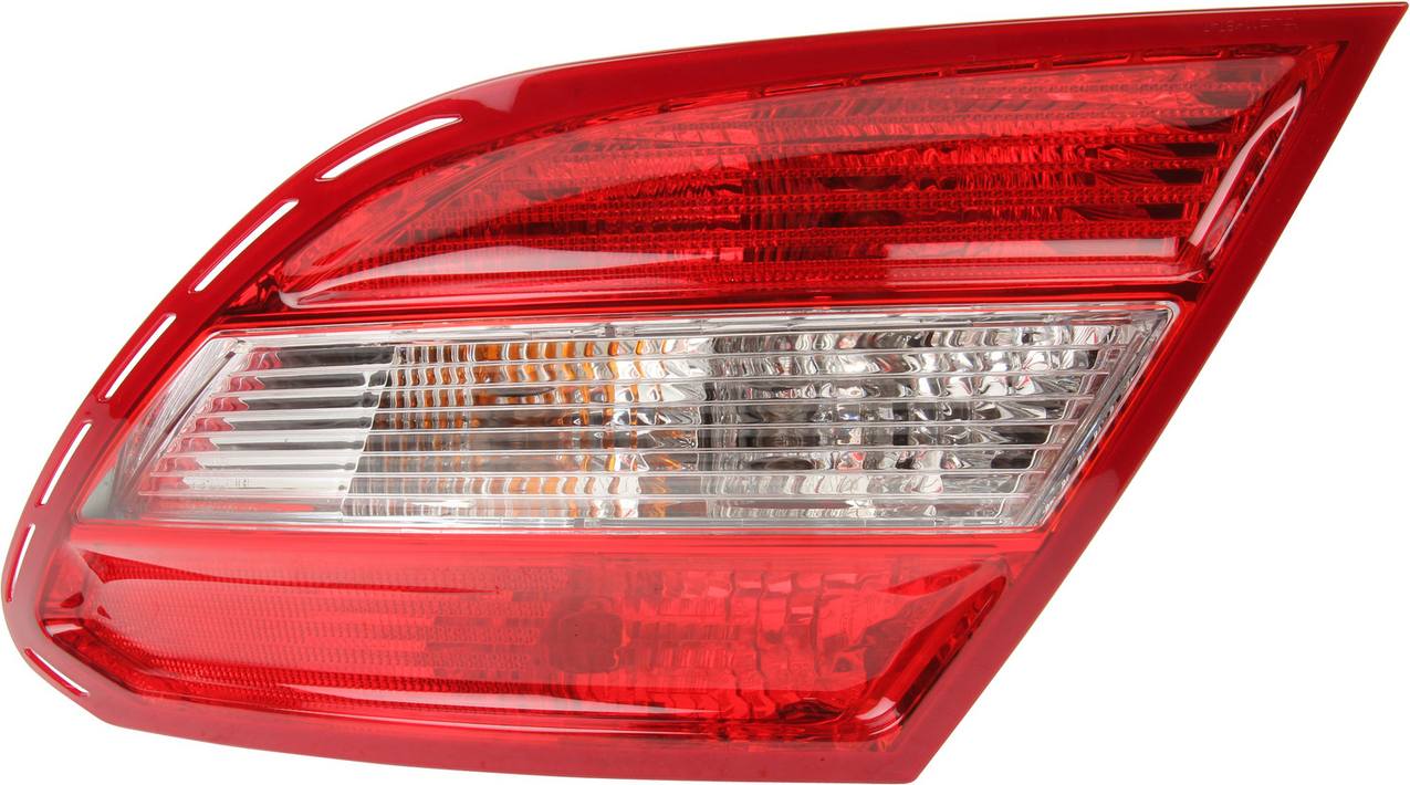 Mercedes Tail Light Assembly – Passenger Side (NSF) 2049068402 – TYC 111174700