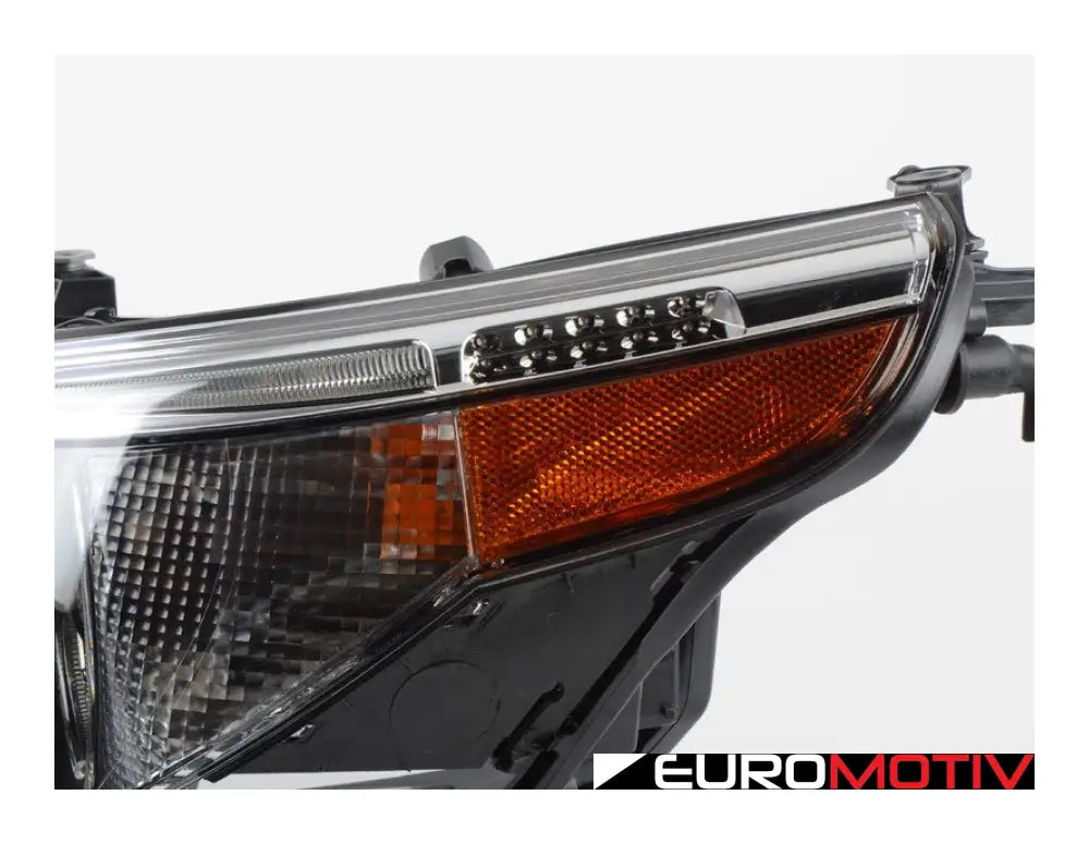 Adaptive Curve Bi-Xenon Headlights - Set