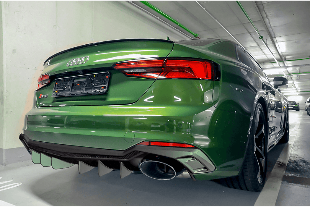 Audi RS5 (F5) – Carbon Fiber Rear Diffusor 03AU00510002KG