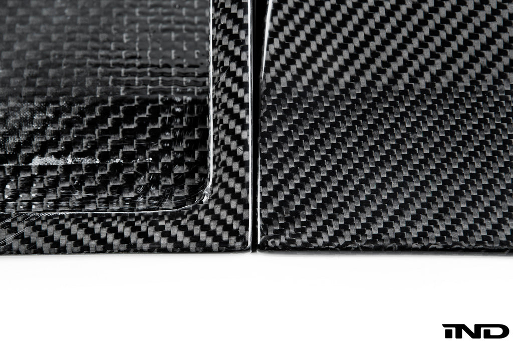 AutoTecknic F8X M3 / M4 Dry Carbon Intake Air Duct