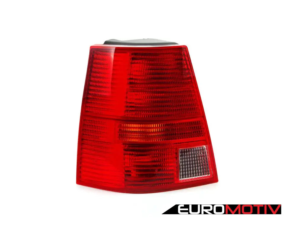 Bora Variant Tail Light Set