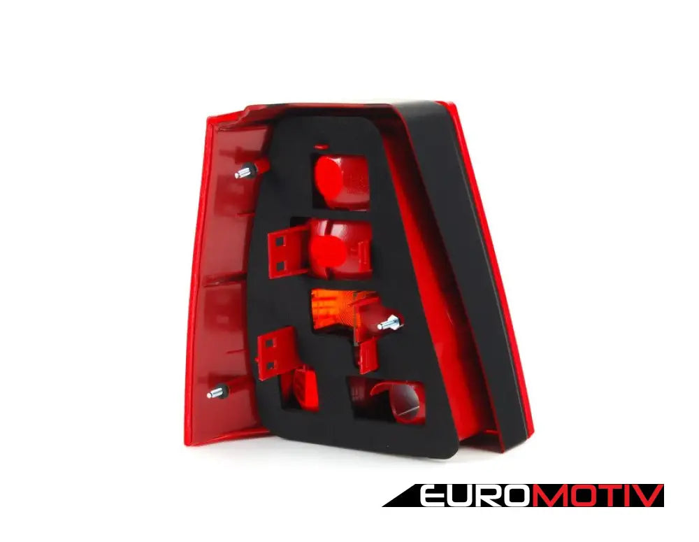 Bora Variant Tail Light Set