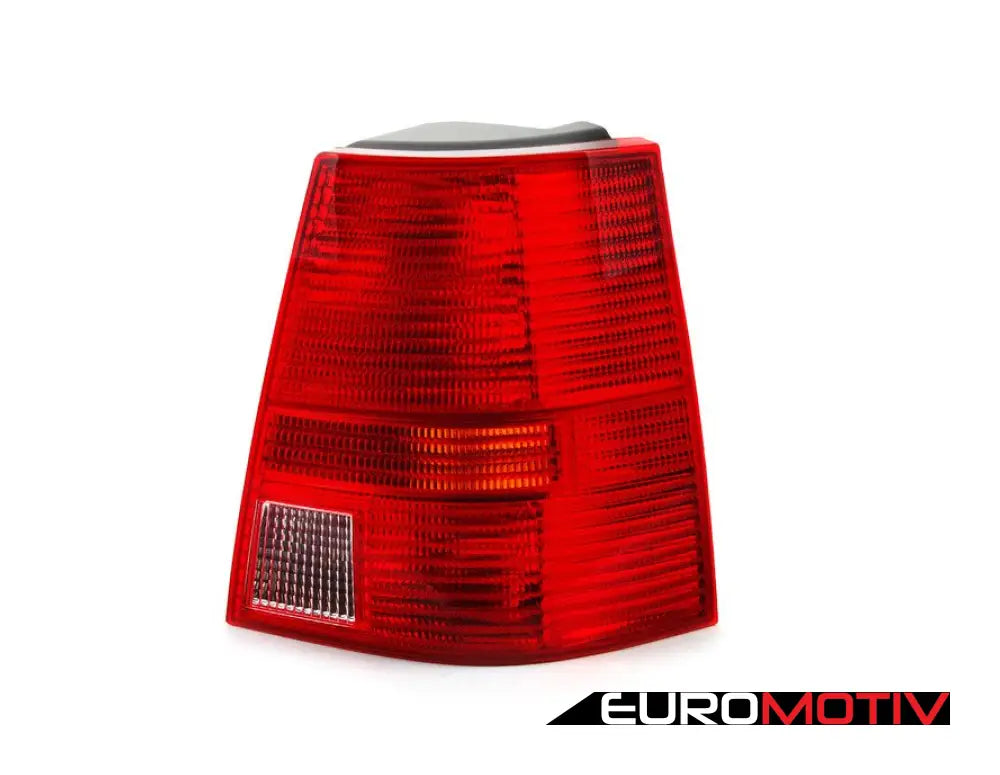 Bora Variant Tail Light Set