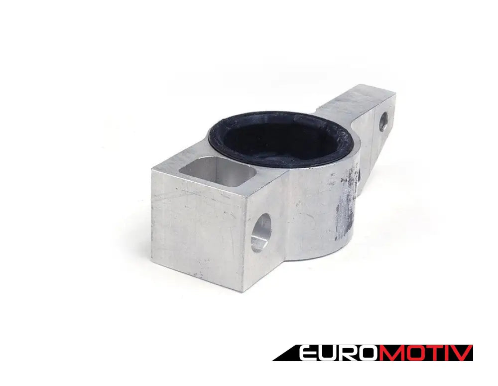 Control Arm Bushing Kit - Rear Position