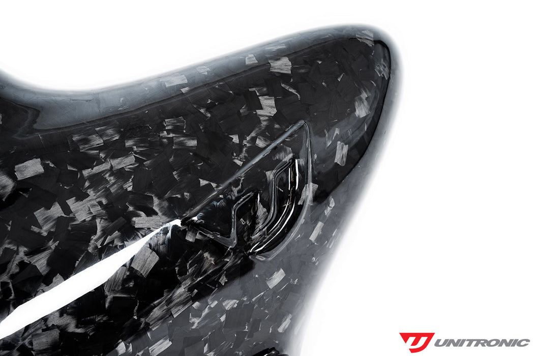 UNITRONIC FORGED CARBON FIBER INTAKE SYSTEM WITH AIR DUCT FOR MK8 GTI 2.0TSI EVO4