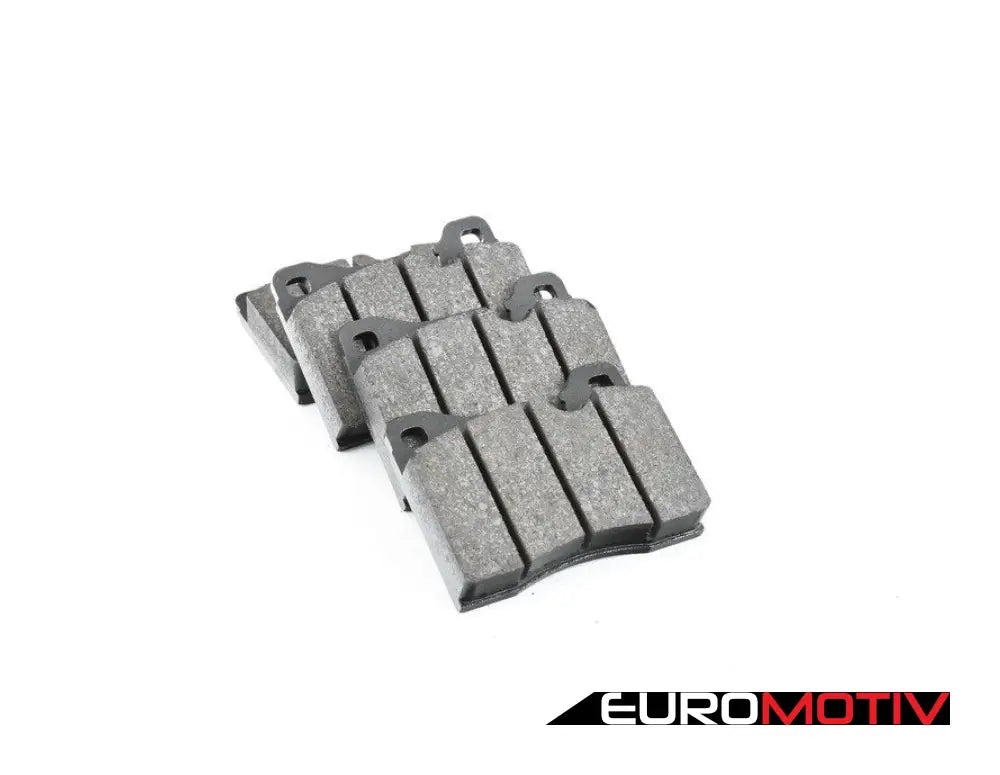 E28 Front Brake Pad Set