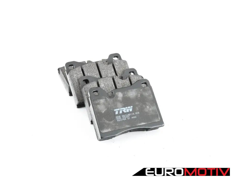 E28 Front Brake Pad Set