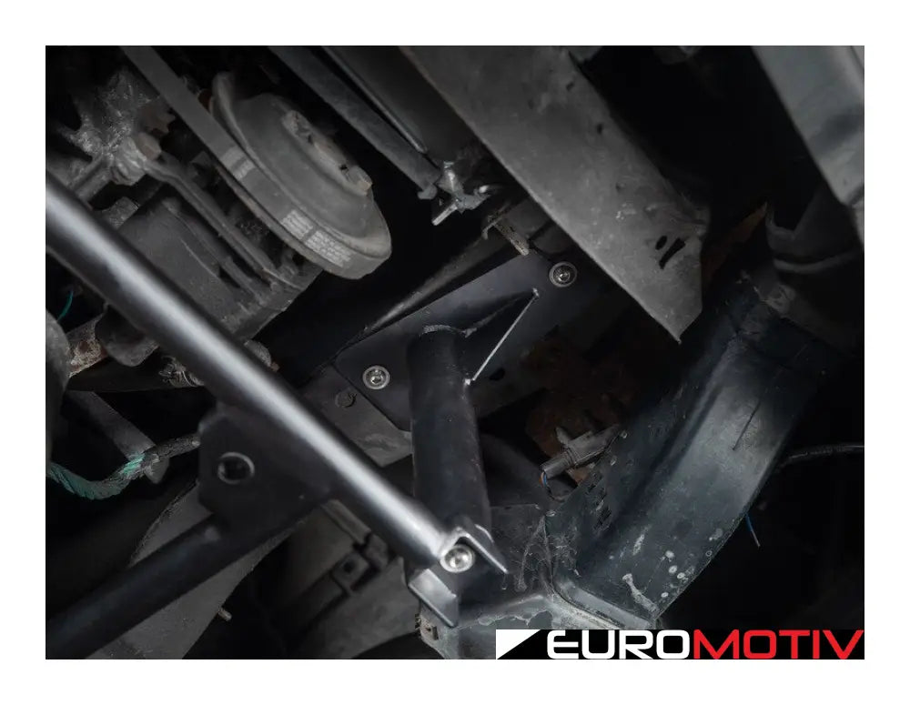 E30 Chassis Mount Skid Plate