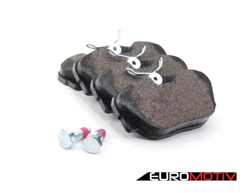 E30 Front Brake Pad Set