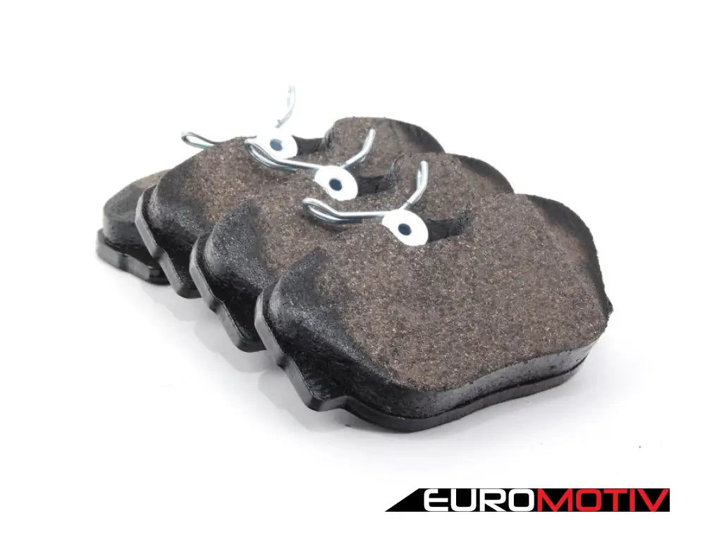 E30 Front Brake Pad Set