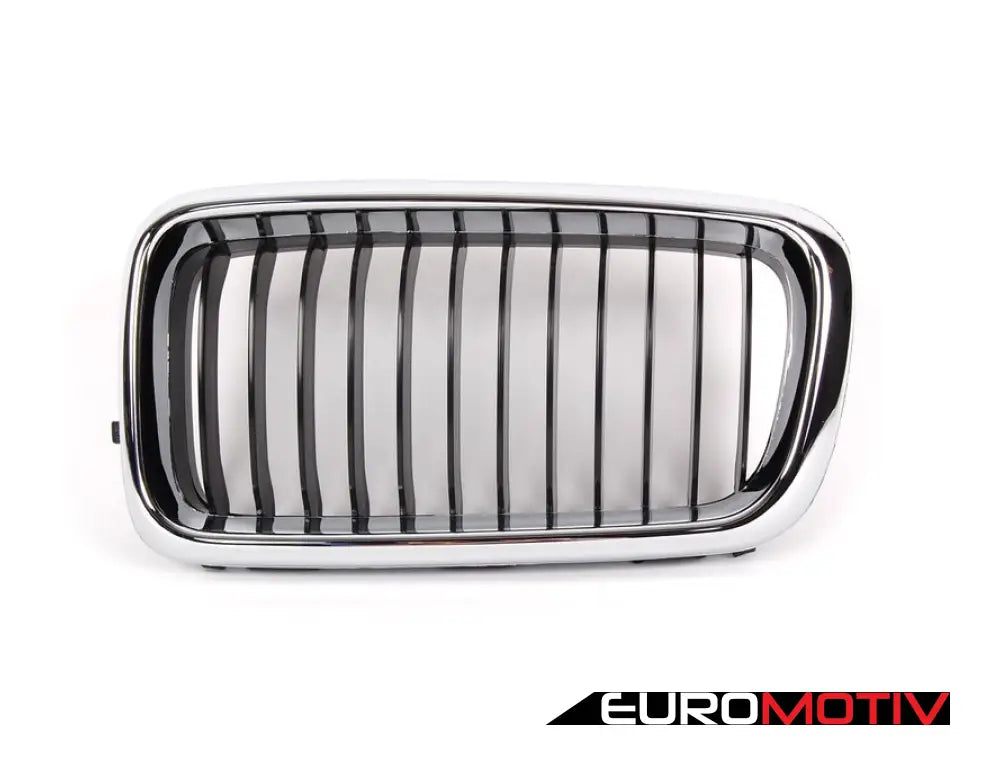 E38 Kidney Grille - Left