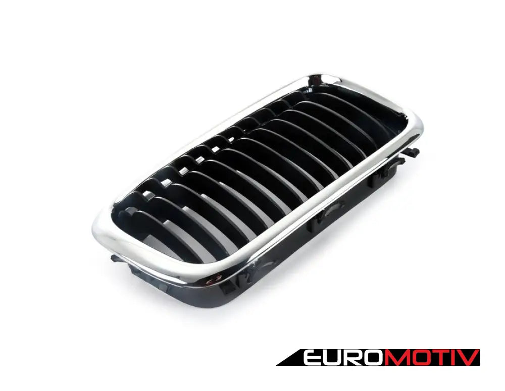 E38 Kidney Grille - Right