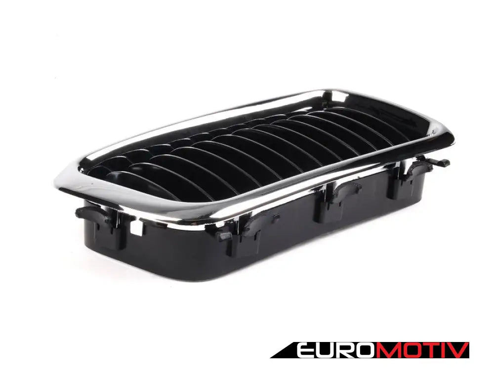 E38 Kidney Grille - Right