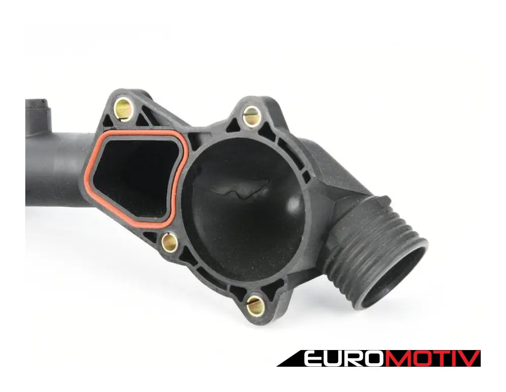 E39 Thermostat Housing