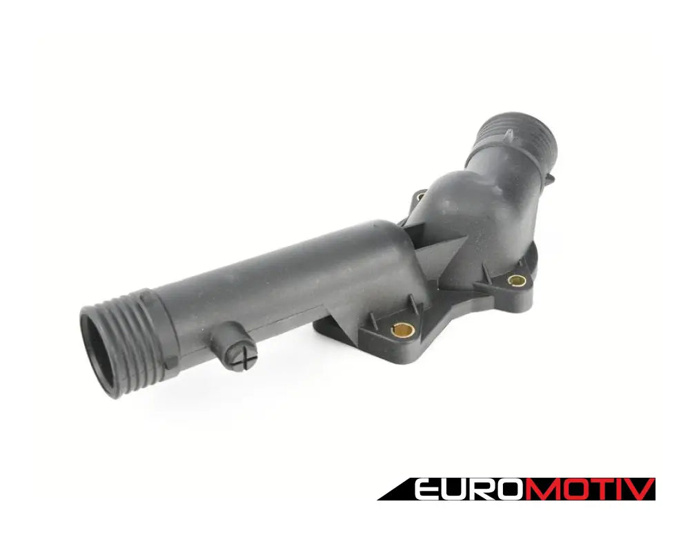 E39 Thermostat Housing