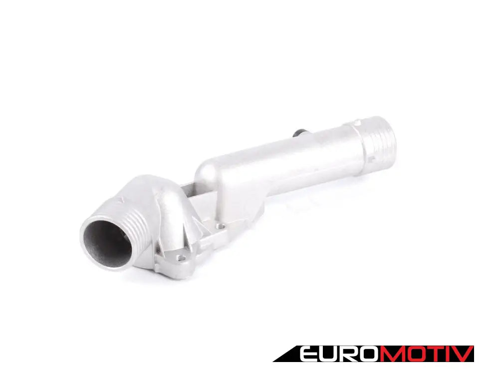 E39 Thermostat Housing