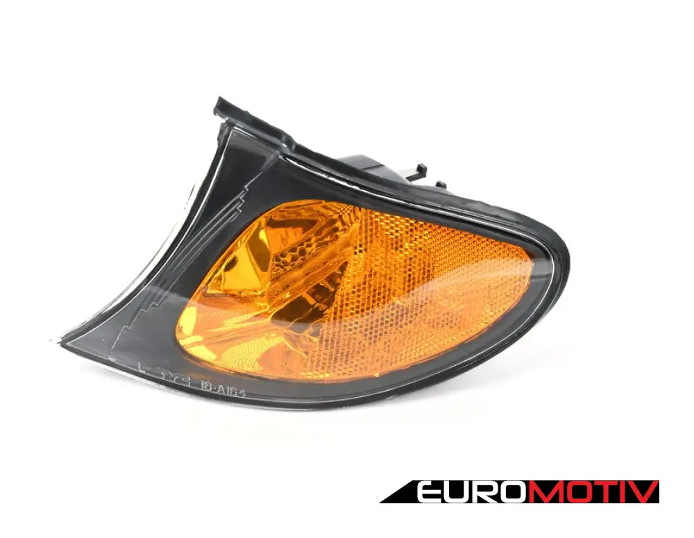 E46 Front Turn Signal Assembly - Left