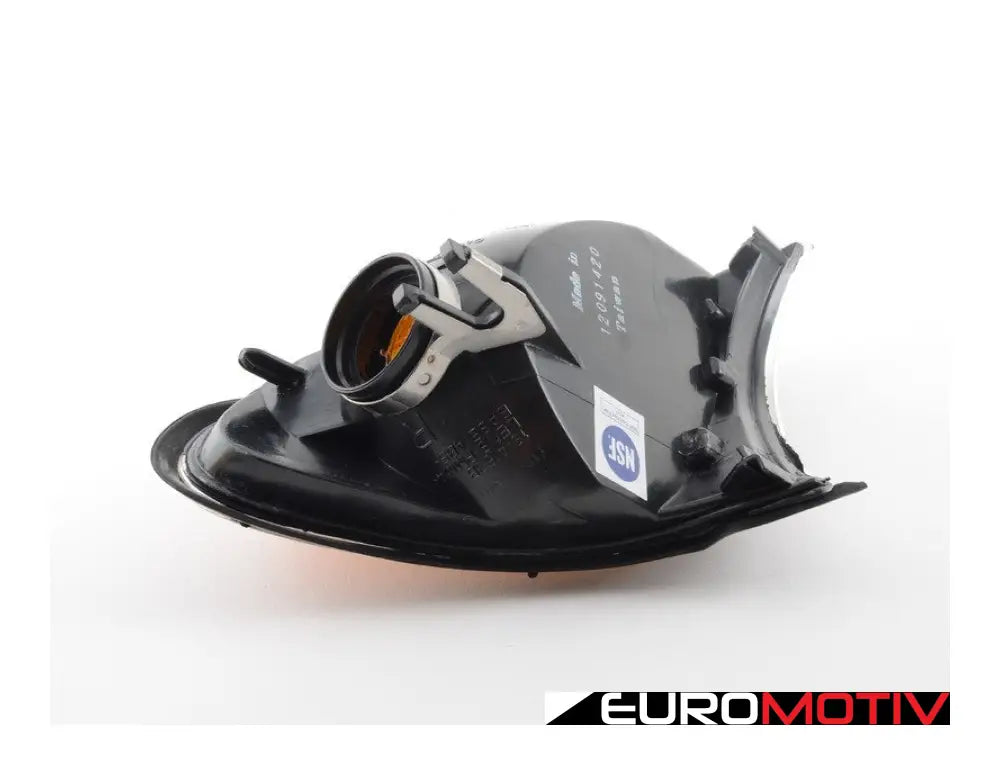 E46 Front Turn Signal Assembly - Right