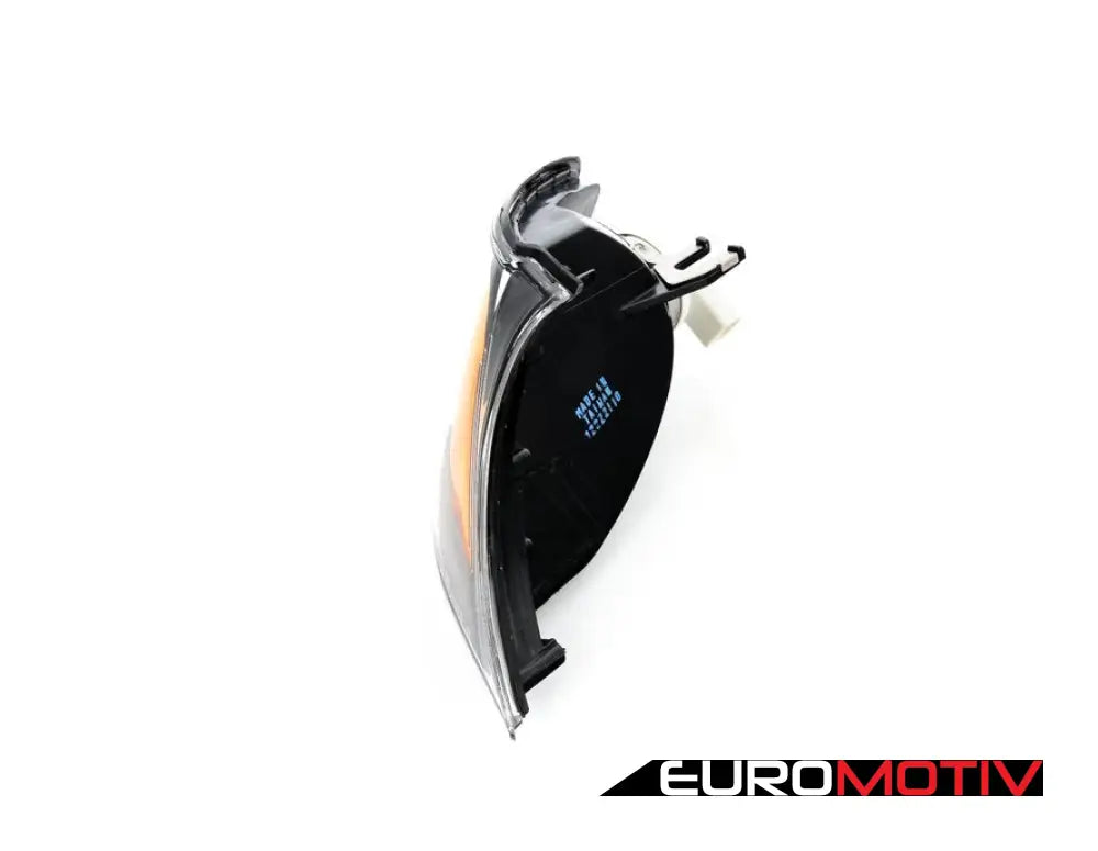 E46 Front Turn Signal Assembly - Right