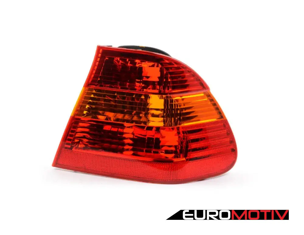 E46 Outer Tail Light - Right