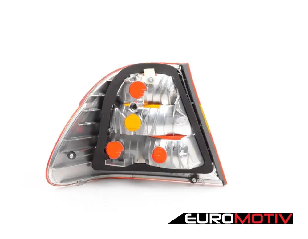 E46 Outer Tail Light - Right