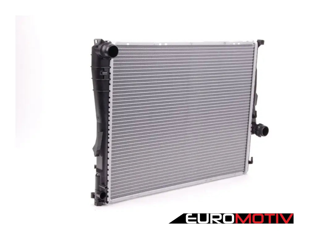 E46 Radiator - Automatic