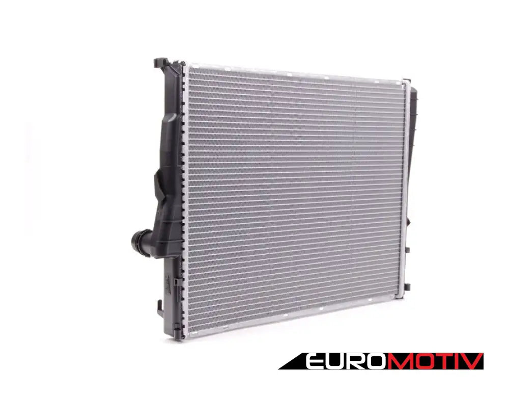 E46 Radiator - Automatic