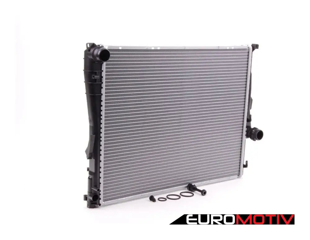 E46 Radiator - Automatic